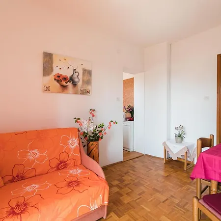 Apartment Julia -