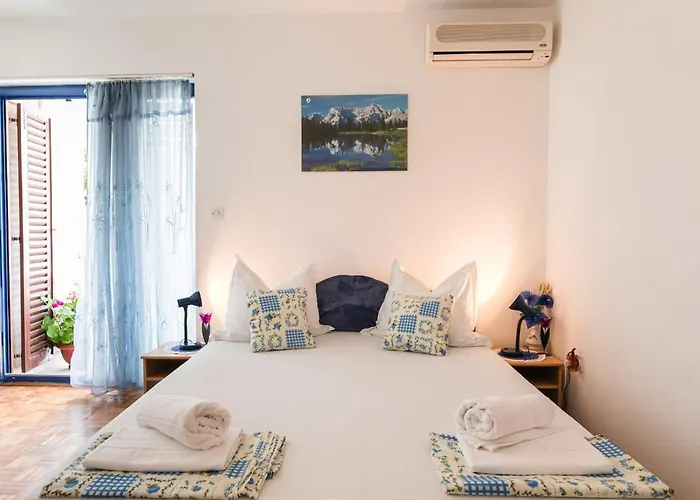 Julia - Apartment Selce